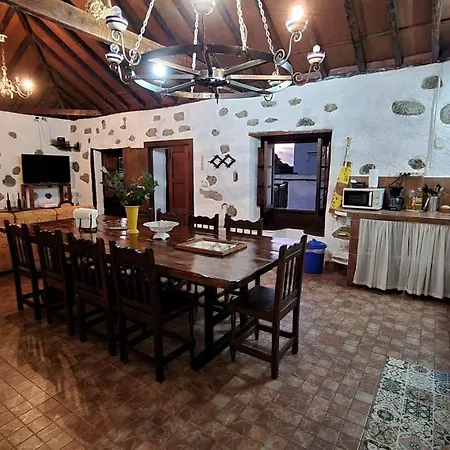 Casa Tio Manuel Kır Evi